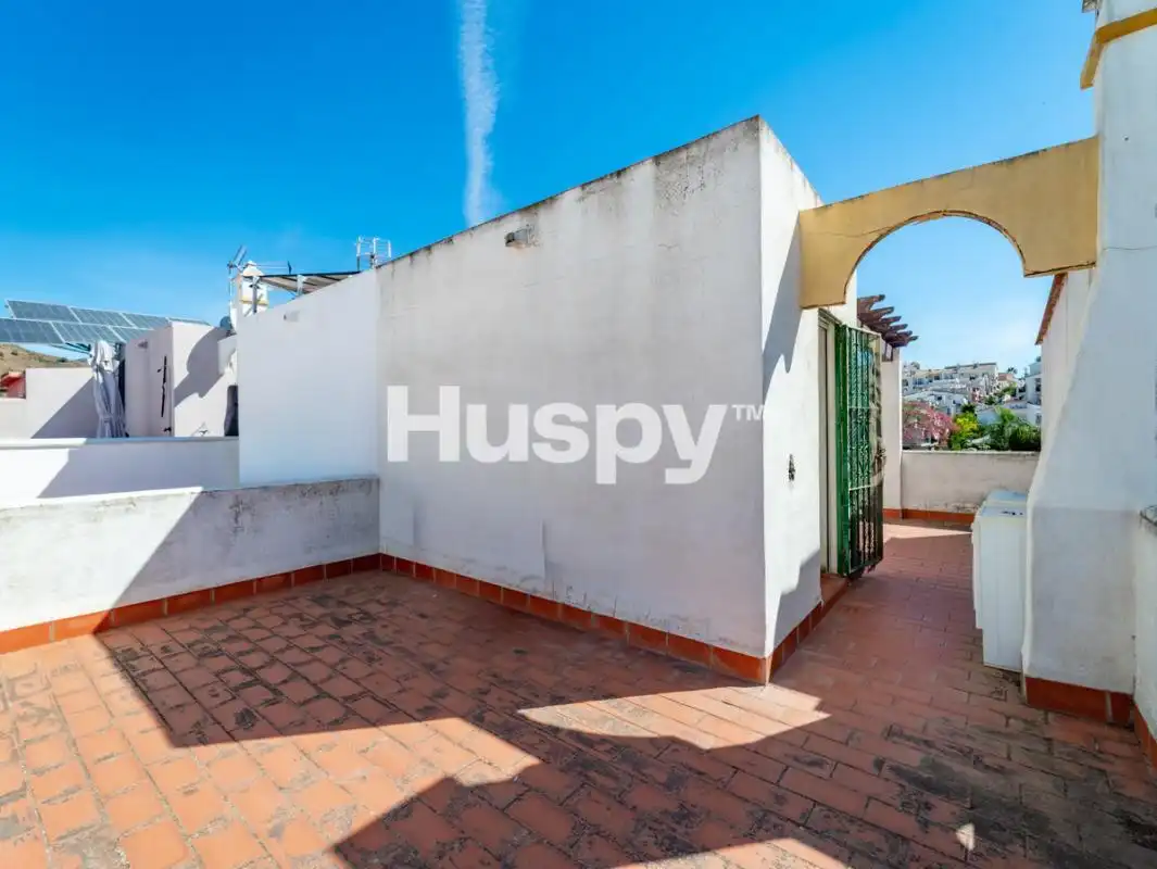 Reihenhaus mit Terrasse zum Verkauf in Juan de Silva, imagen 28