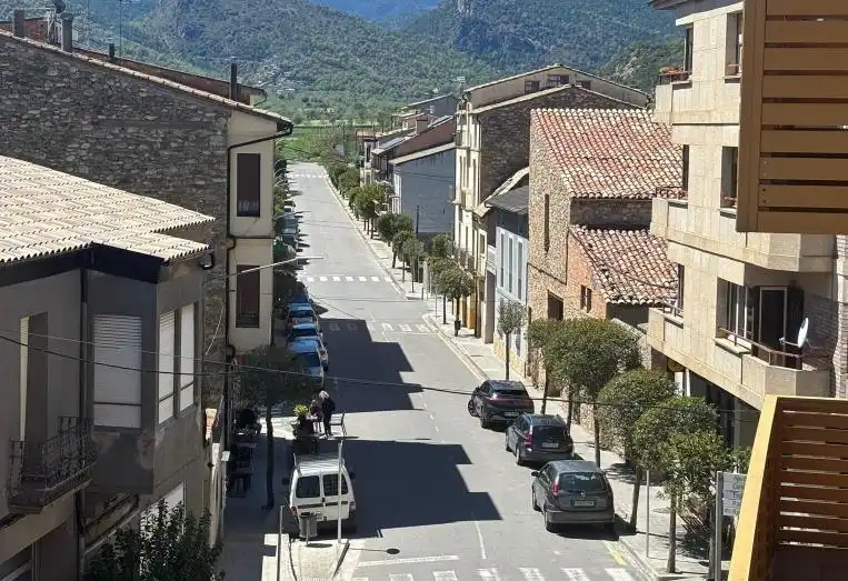 Vista exterior de Dúplex en venda en Coll de Nargó amb Aire condicionat, Parquet i Terrassa