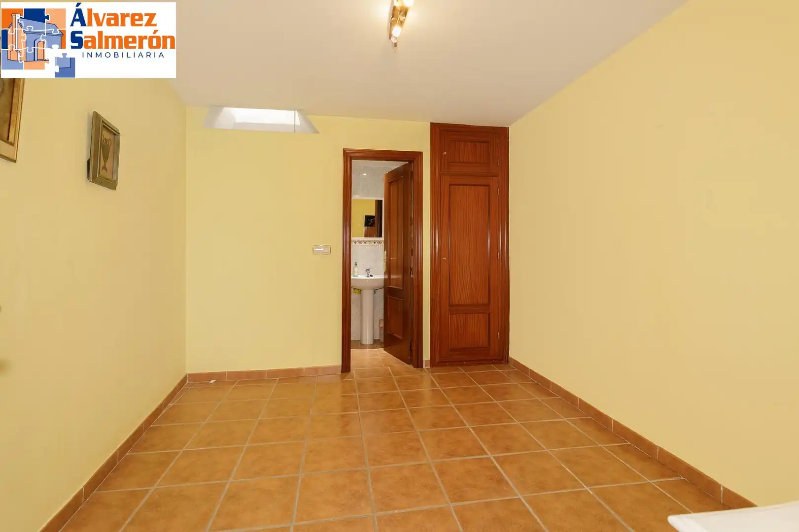 Casa adosada en venta en Granada con Aire acondicionado, Calefacción y Terraza