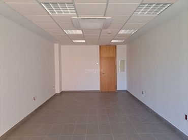 Office space with lift to rent in Calle Doctor González Caraballo 1