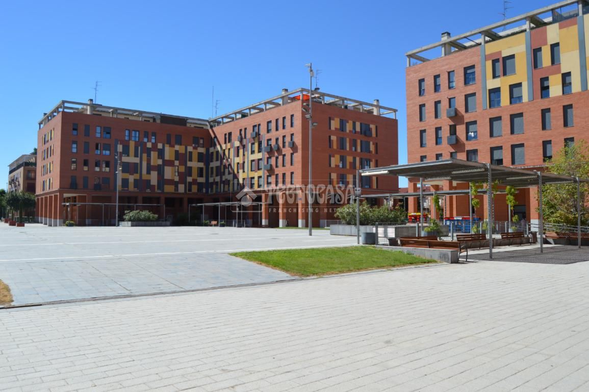 Exterior view of Flat for sale in Azuqueca de Henares  with Air Conditioner and Heating