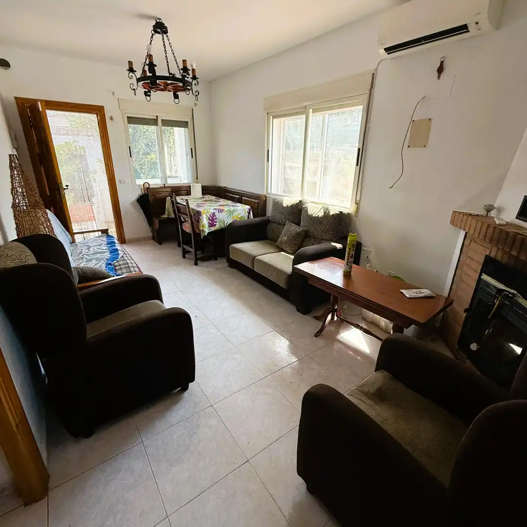 Living room of Houses for sale in Cardiel de los Montes  with Air Conditioner, Heating and Private garden