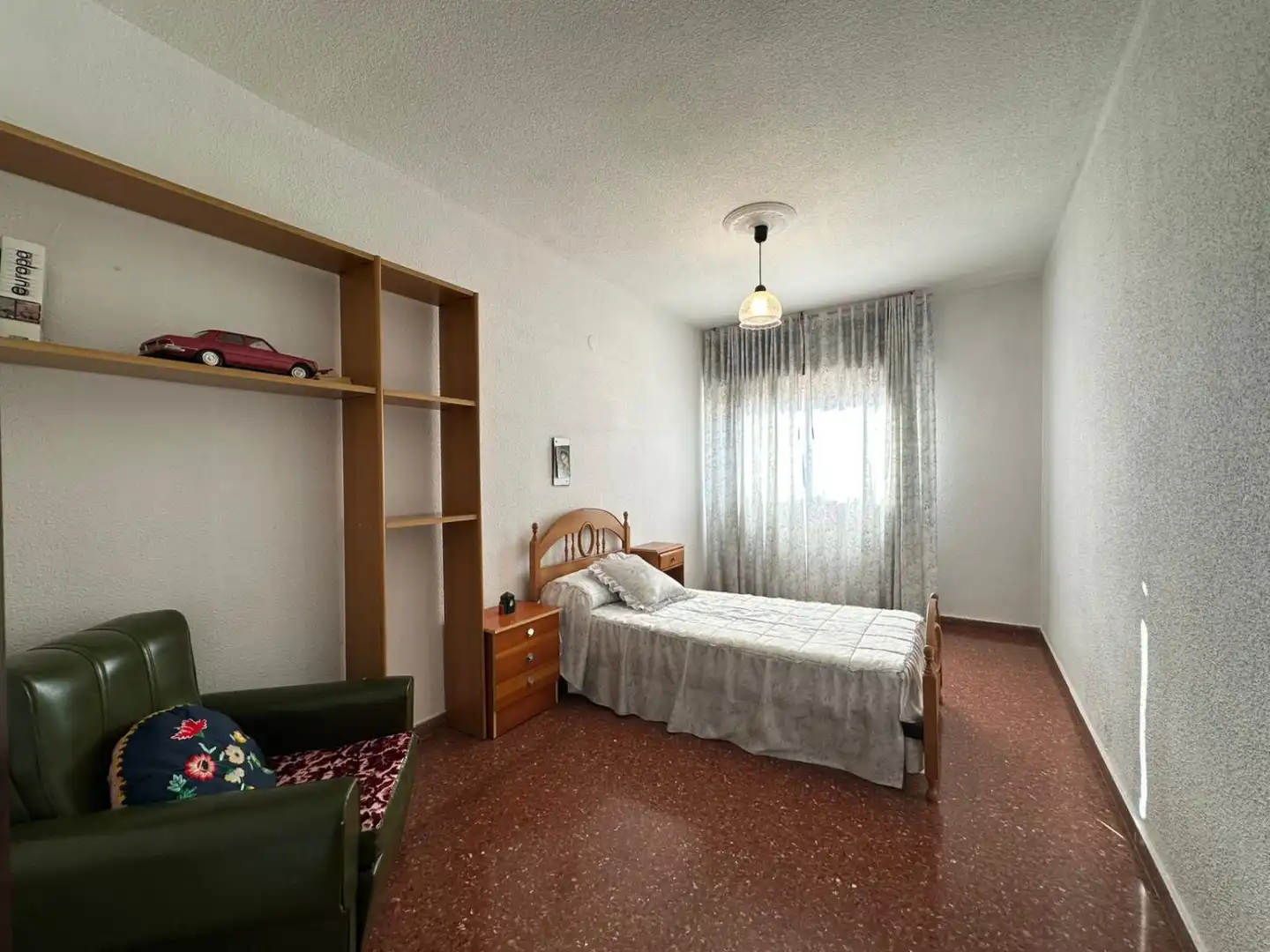 Flat for sale in Cartuja