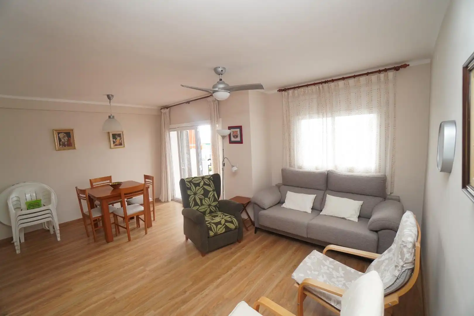 Living room of Flat for rent in El Vendrell  with Furnished and Balcony