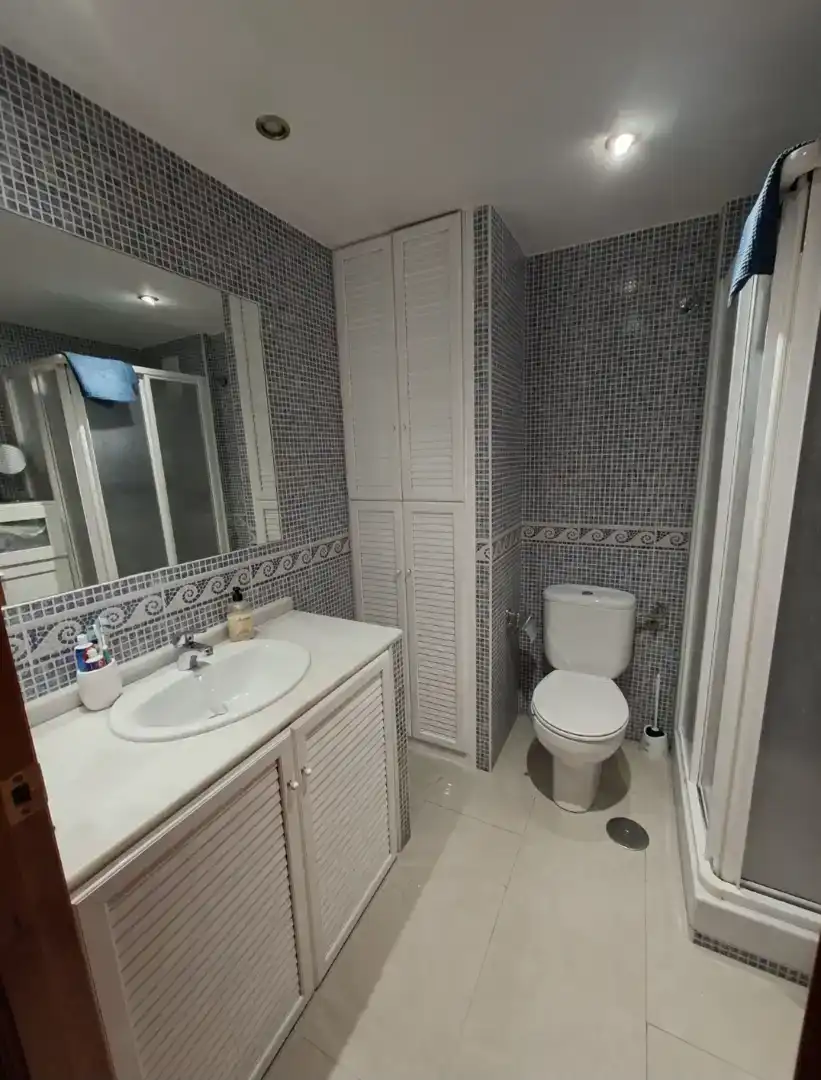 Bany de Estudi en venda en  Sevilla Capital amb Aire condicionat