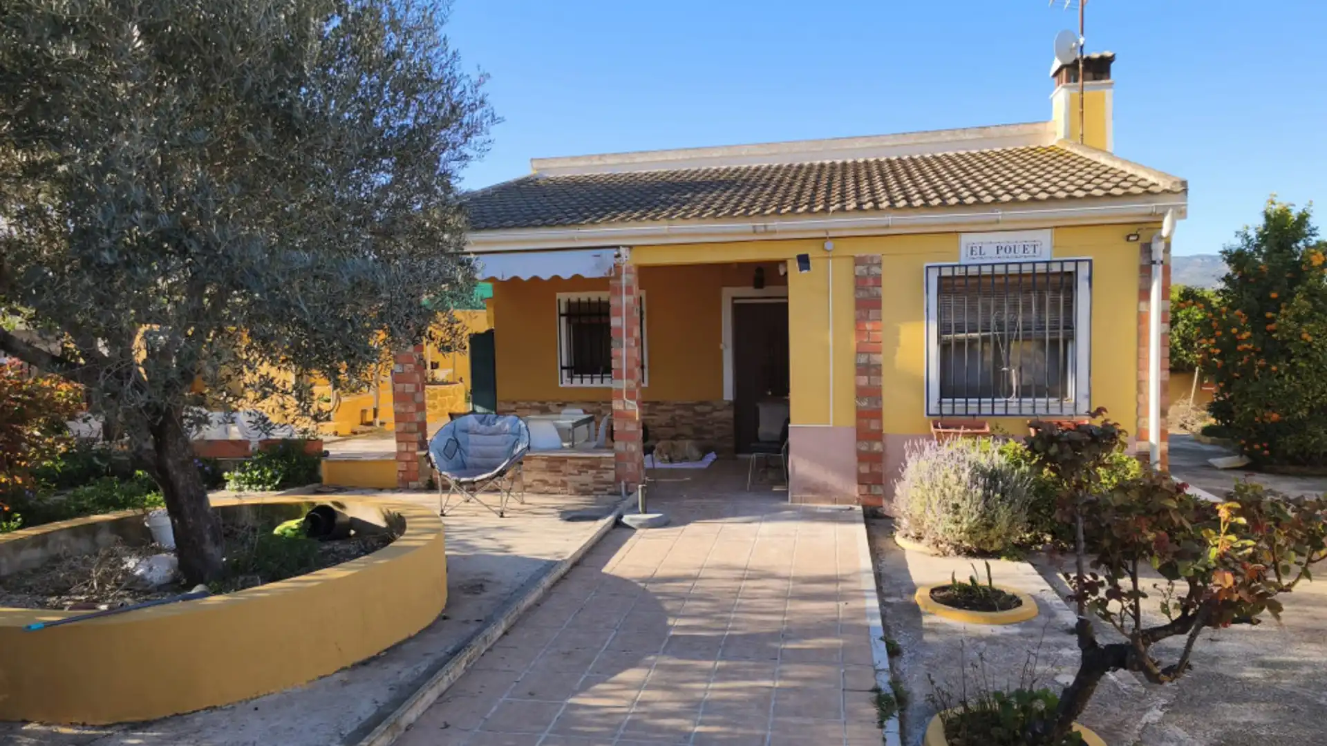 Vista exterior de Piso en venta en Castalla