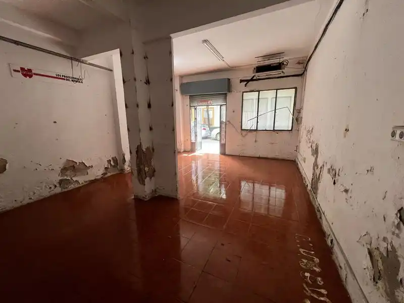 Local en venta en Sevilla