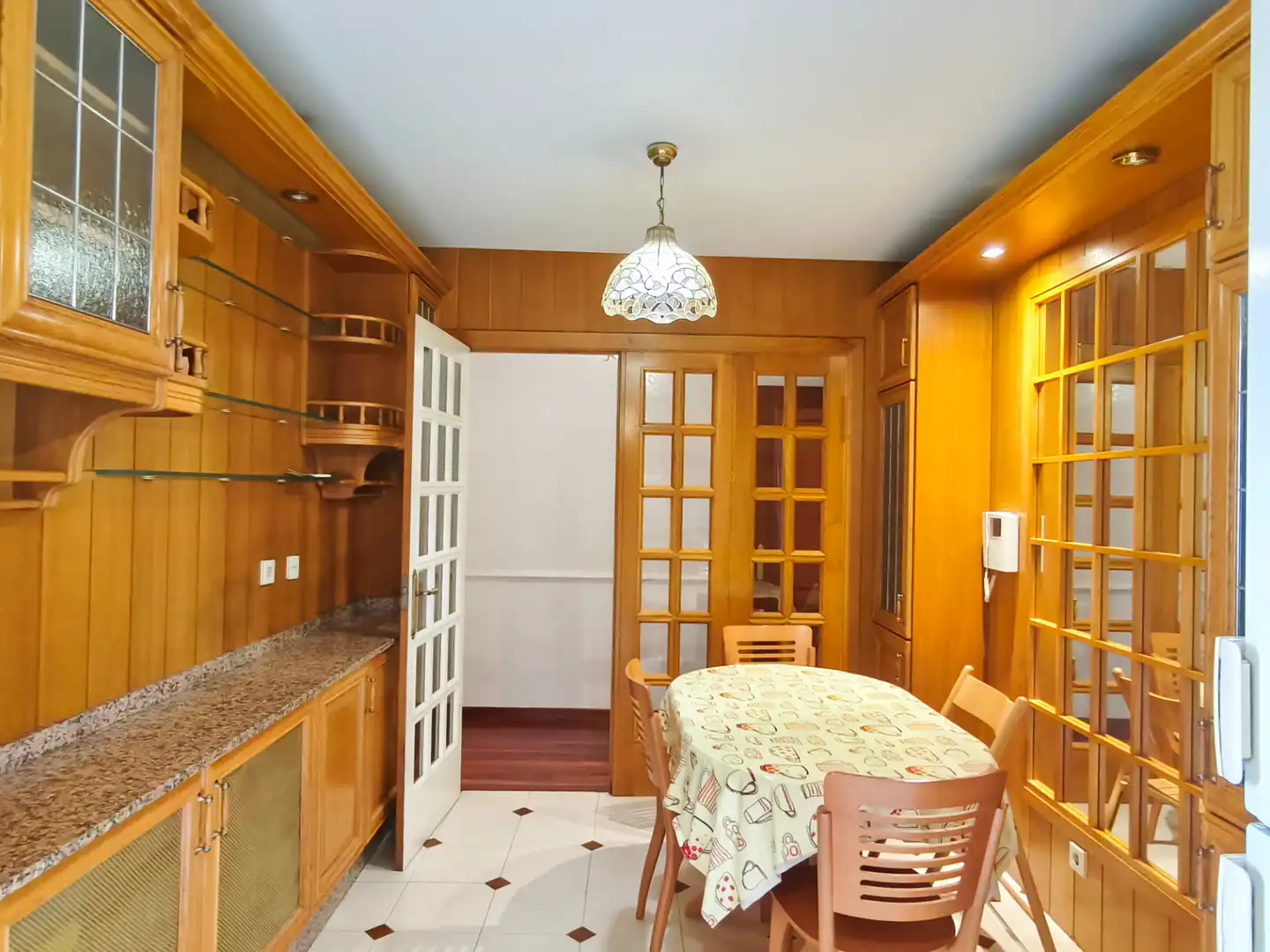 Kitchen of Flat for rent in Santiago de Compostela   with Heating and Furnished