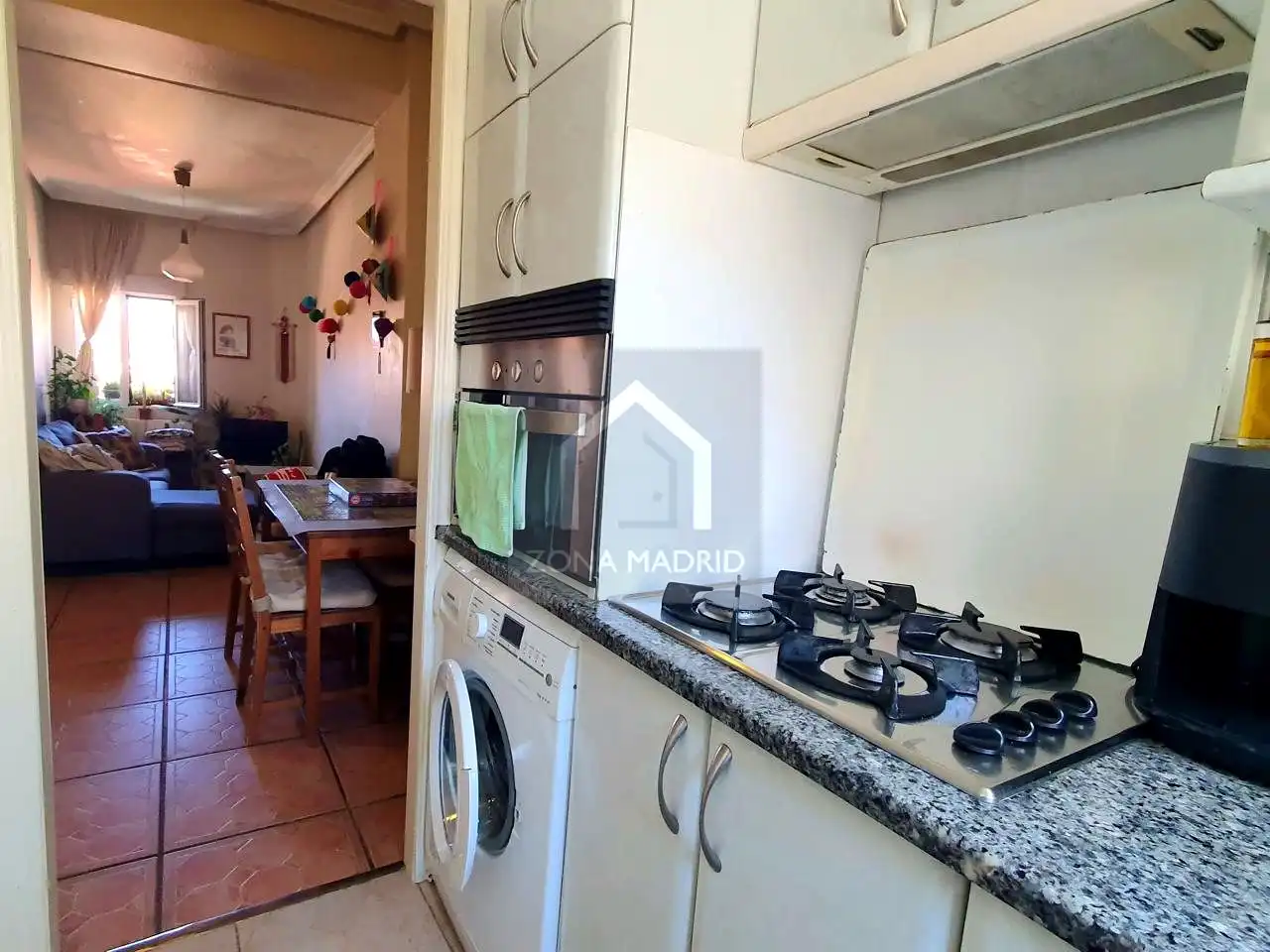 Cocina de Piso en venta en Madrid con Calefacción