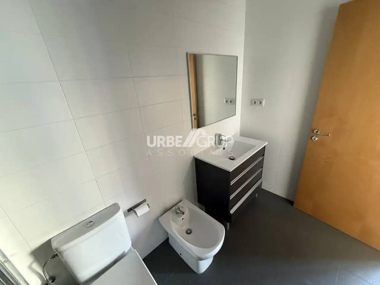 Bathroom of Duplexes for rent in Terrassa  with Heating, Terrace and Balcony