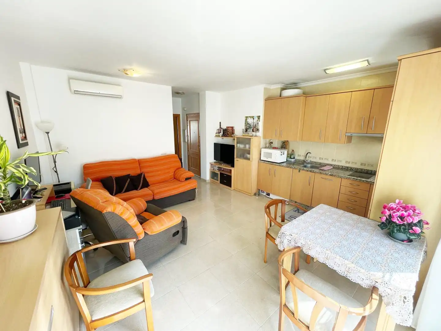 Sala d'estar de Apartament en venda en Torrox amb Aire condicionat, Calefacció i Balcó