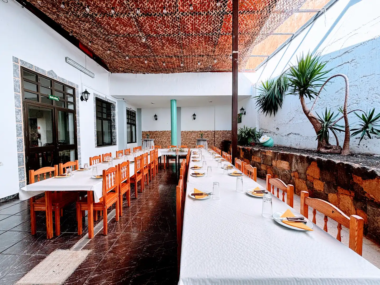 Commercial properties for sale in Teror  with Air Conditioner, Heating and Furnished