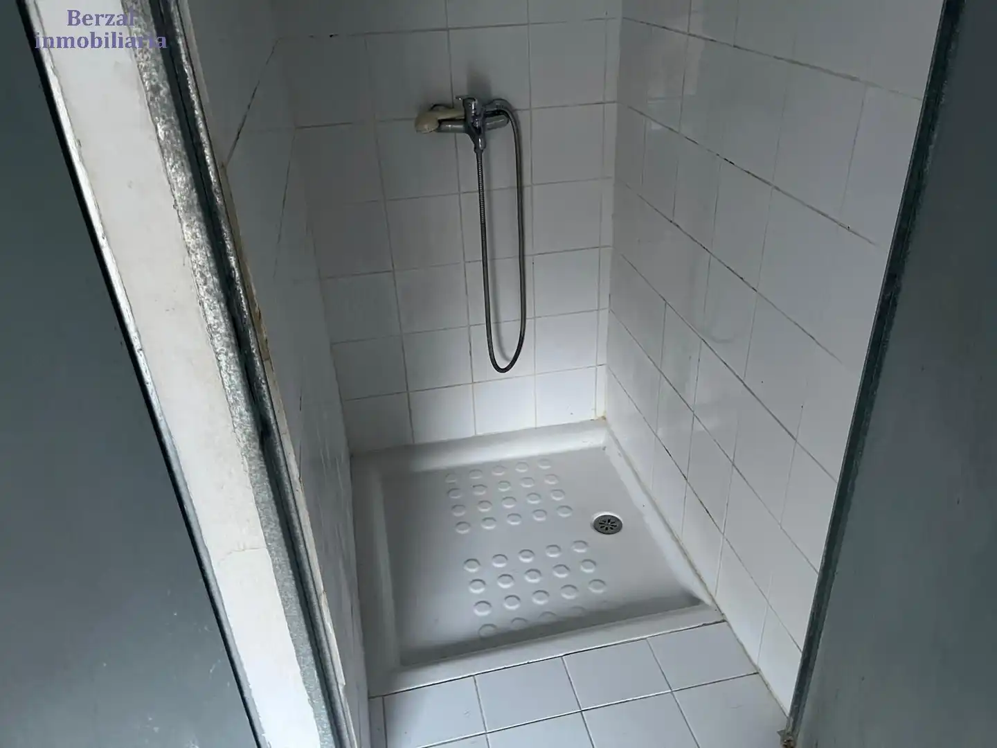 Bathroom of Commercial properties for sale in Baños de Ebro / Mañueta