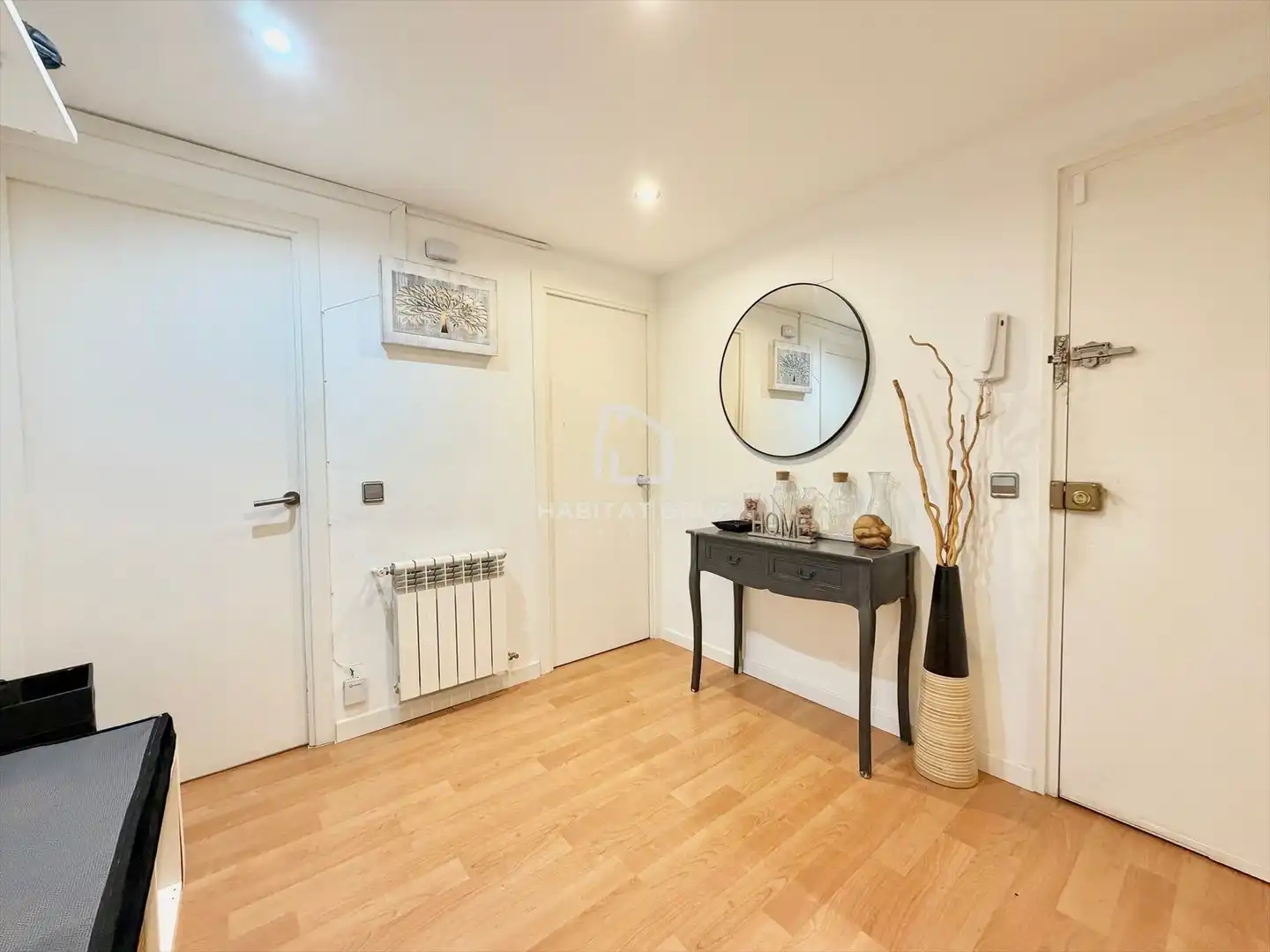 Wohnung zum Verkauf in Girona mit Heizung, Privatgarten und Abstellraum