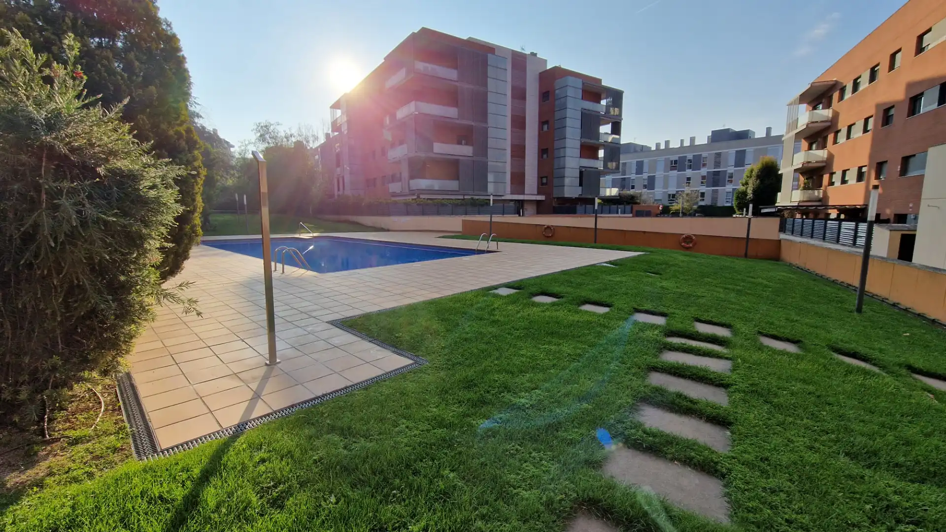 Swimming pool of Flat for sale in Sant Cugat del Vallès  with Heating, Storage room and Oven