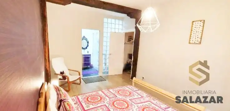Habitación de Piso de alquiler en Bilbao  con Calefacción y Terraza