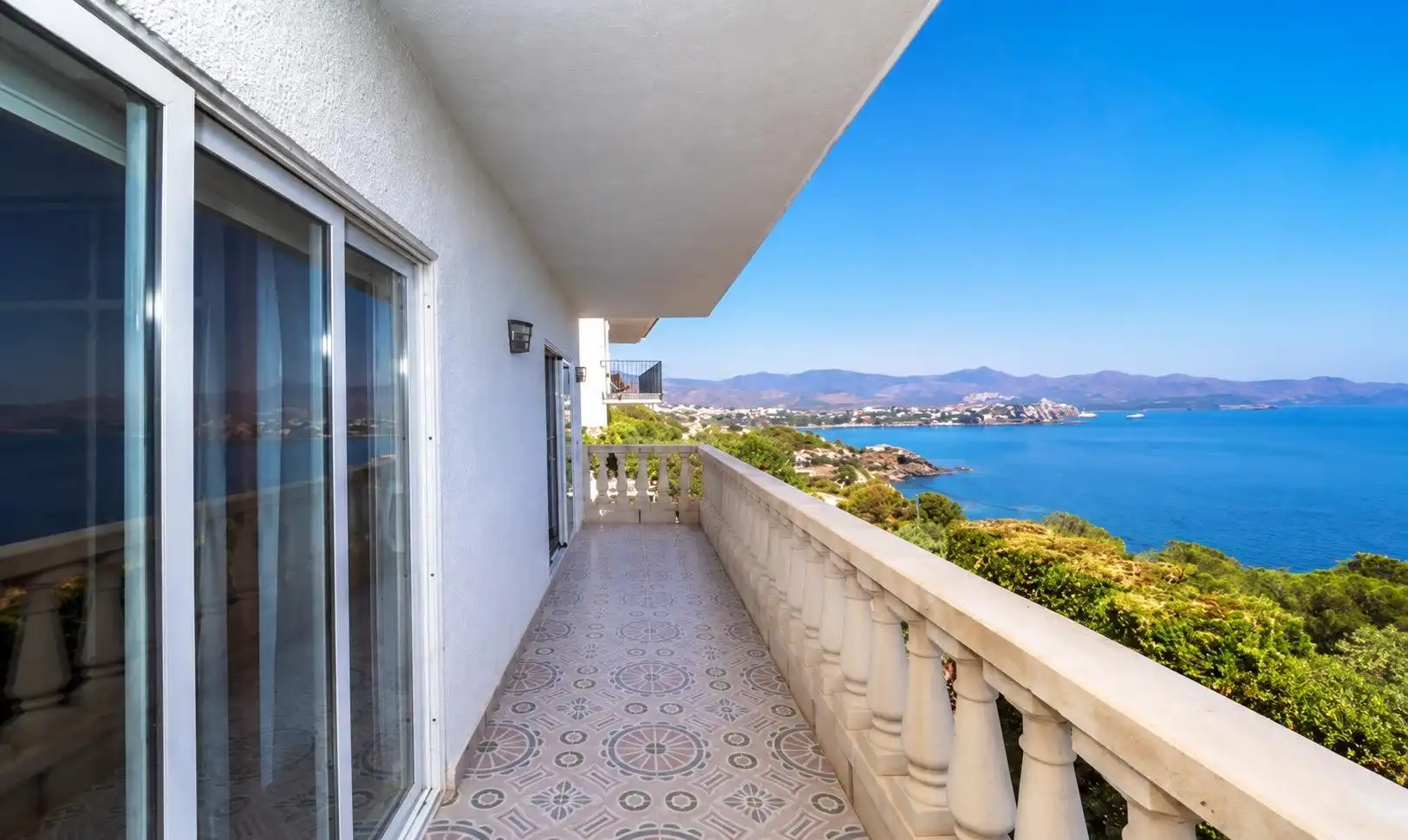 Casa con terrazza in vendita a El Port de la Selva