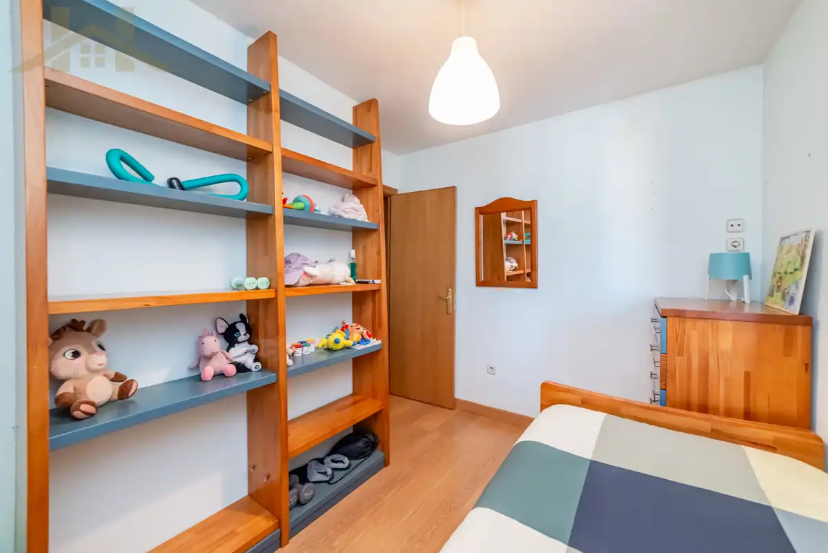 Habitación de Piso en venta en Leganés con Calefacción