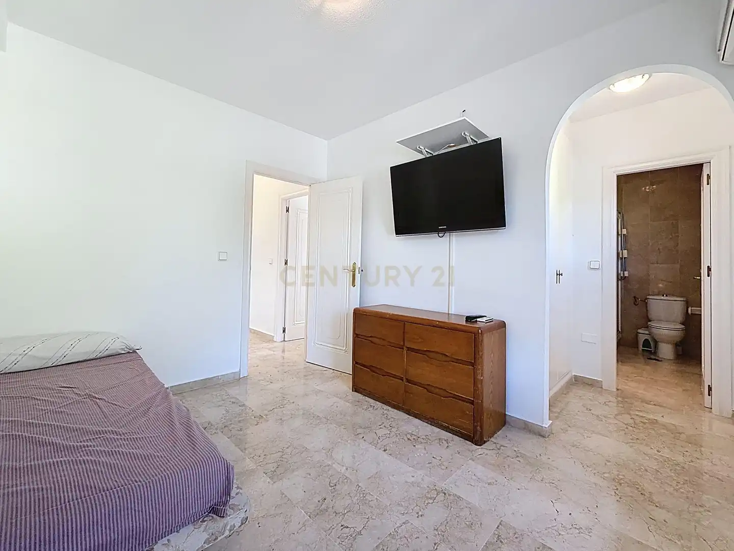 Dormitori de Apartament en venda en Orihuela amb Aire condicionat, Traster i Piscina comunitària