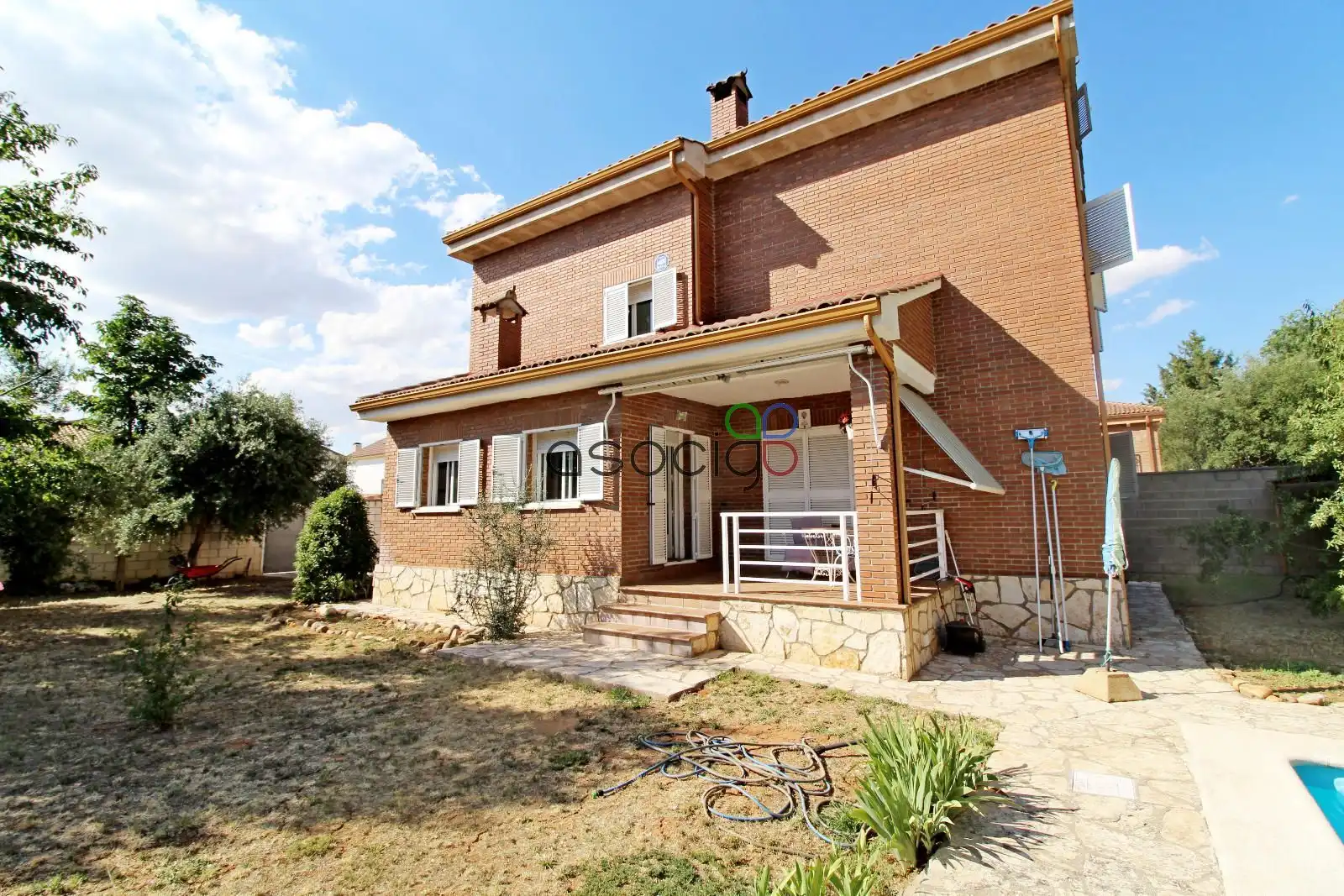 Exterior view of Houses for sale in Cabanillas del Campo  with Heating and Swimming Pool