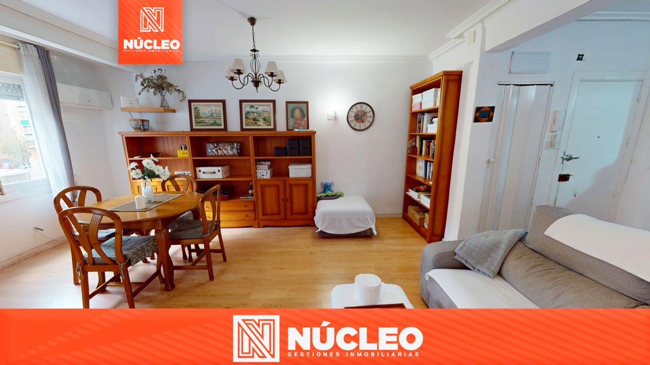 Living room of Flat for sale in Elche / Elx  with Air Conditioner, Furnished and Balcony