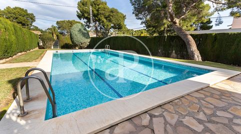 Foto 2 de Casa adosada en venda a La Cañada, Paterna