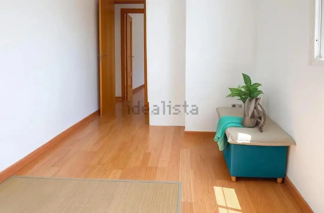 Schlafzimmer von Dachboden zum Verkauf in Almería mit Klimaanlage und Terrasse