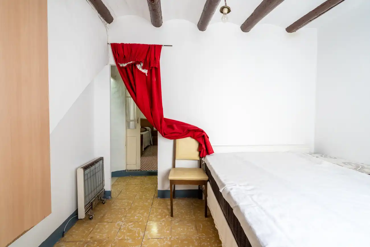 Dormitori de Casa o xalet en venda en La Sénia amb Terrassa, Moblat i Balcó