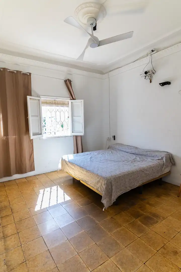 Habitación de Piso en venta en Murcia con Balcón