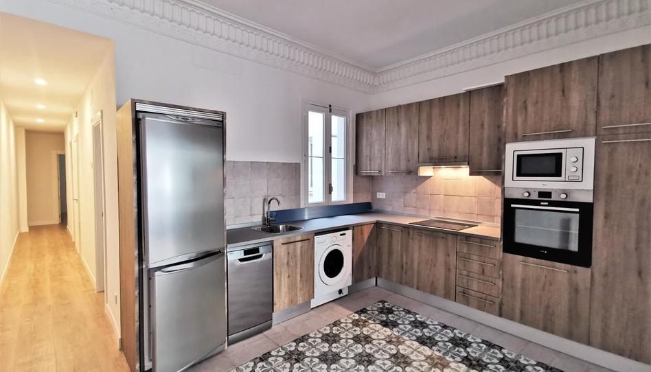 Foto 1 de Apartamento de alquiler en Almagro, Madrid