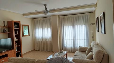 Foto 2 de Piso en venta en Avenida Alcázar, Herencia, Ciudad Real