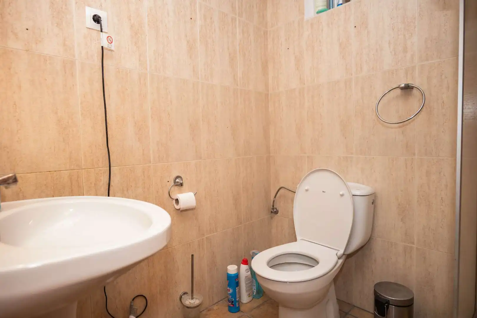 Bathroom of Houses for sale in Canillas de Albaida  with Air Conditioner, Private garden and Terrace