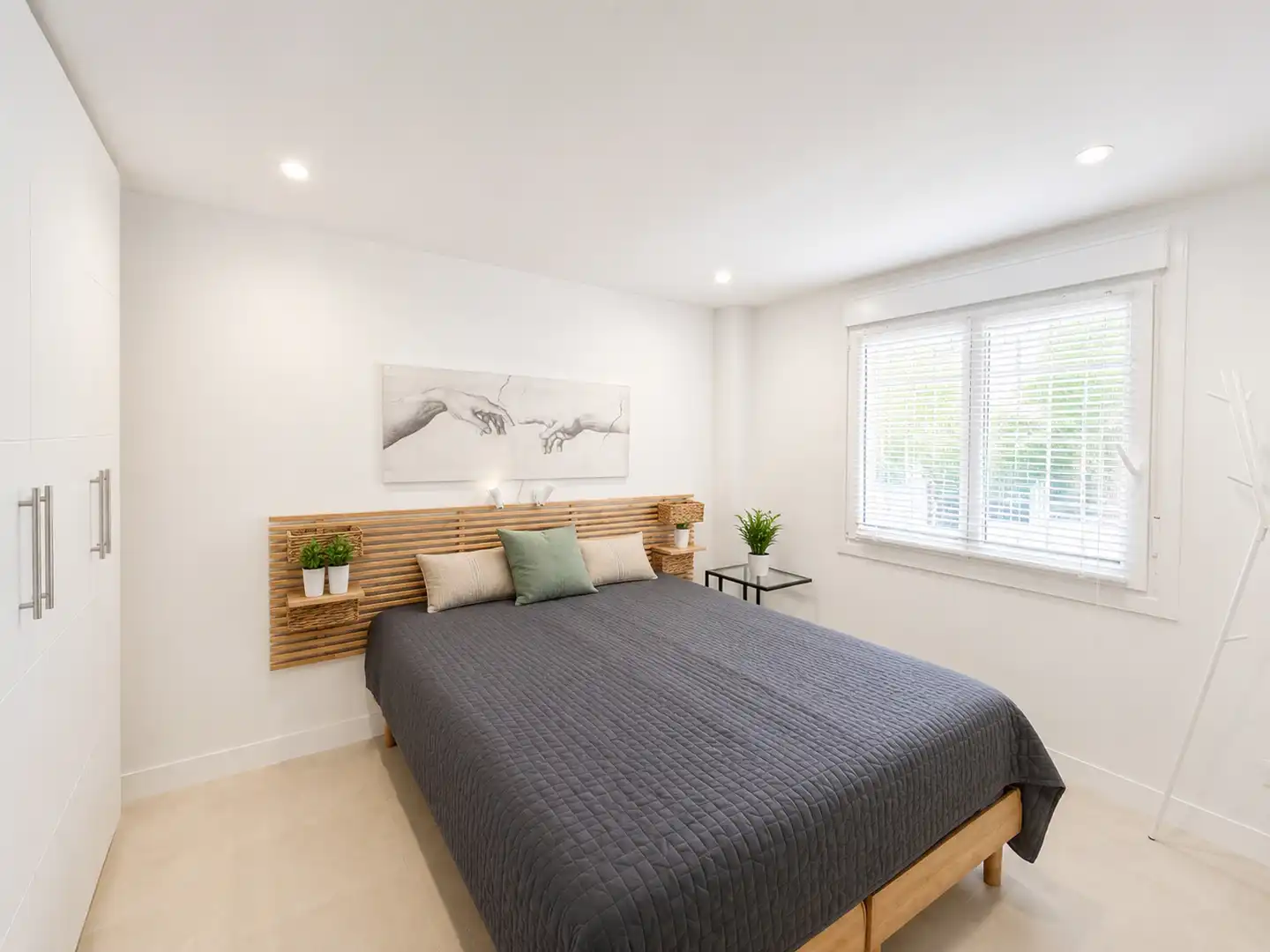 Habitación de Piso en venta en Benalmádena con Aire acondicionado, Terraza y Amueblado