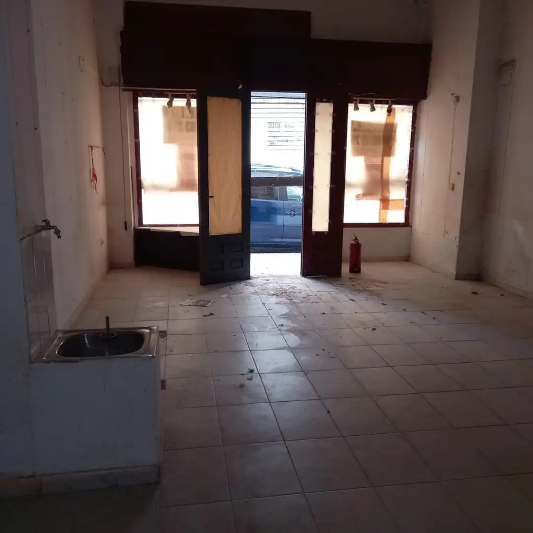 Local comercial de lloguer a Los Corrales de Buelna - Calle Calle Altamira, 2, imagen 5