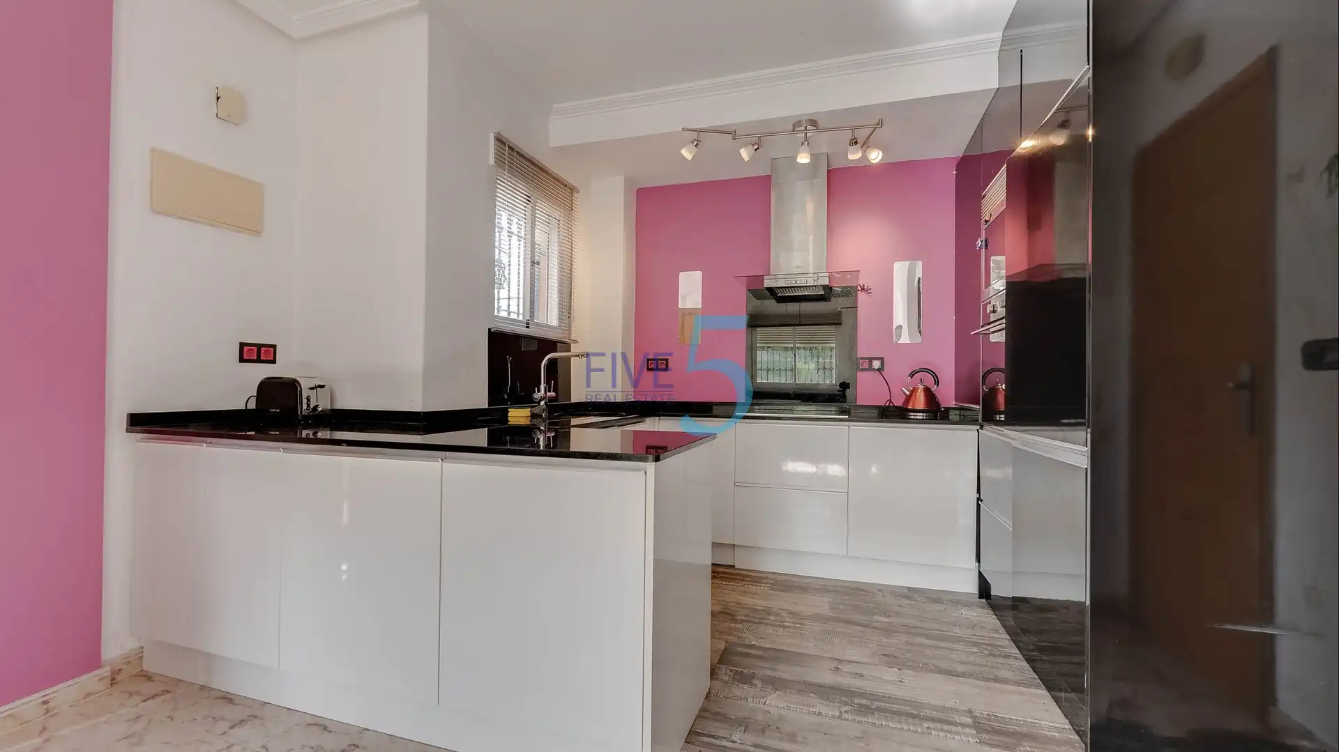 Maison mitoyenne avec balcon à vendre à Orihuela Costa, imagen 9