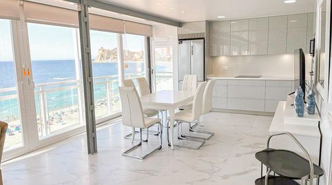 Foto 2 de Piso en venta en Playa Poniente, Benidorm