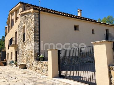 Landhaus mit Pool zum Verkauf in El Pont de Vilomara i Rocafort