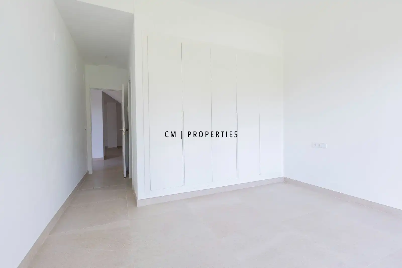 Habitación de Casa adosada en venta en Chiva con Aire acondicionado, Calefacción y Jardín privado