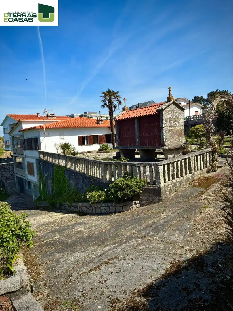 Außenansicht von Haus oder Chalet zur Miete in Sanxenxo mit Klimaanlage, Privatgarten und Parkett