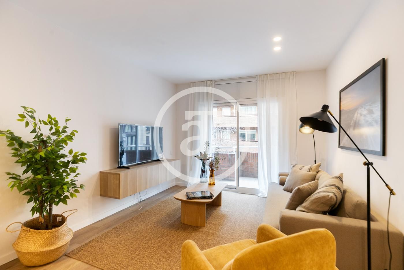 Living room of Flat to rent in  Barcelona Capital  with Air Conditioner, Heating and Furnished