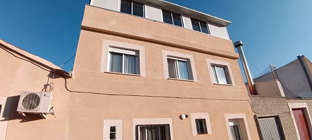 Casa-chalet en Venta en Calle Argentina, 6 en Casetas - Villarrapa