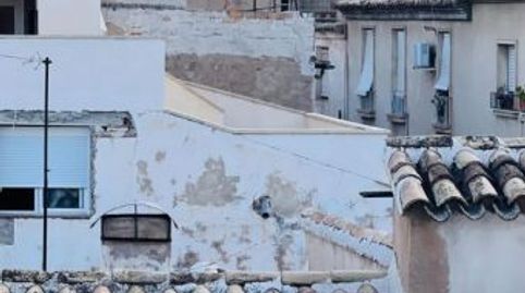 Oportunidad única en Mula! Piso Amplio con Potencial para vivir, reformar o segregar
