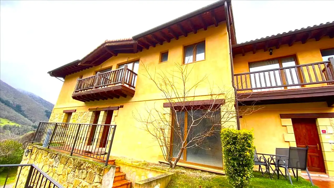 Vista exterior de Garaje en venta en Vega de Liébana