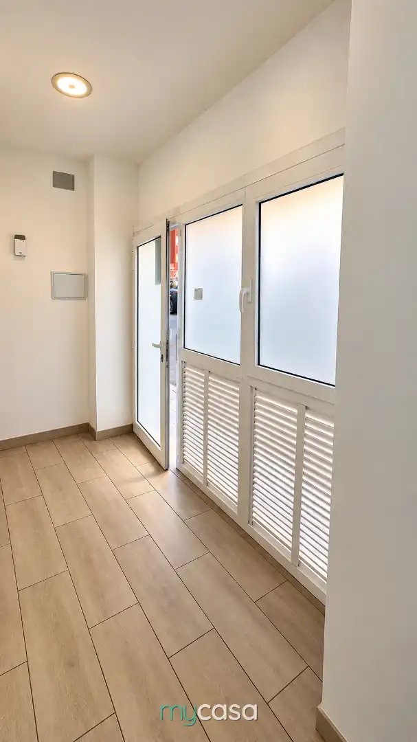 Loft avec ascenseur à vendre à Carrer de Dante Alighieri, imagen 3