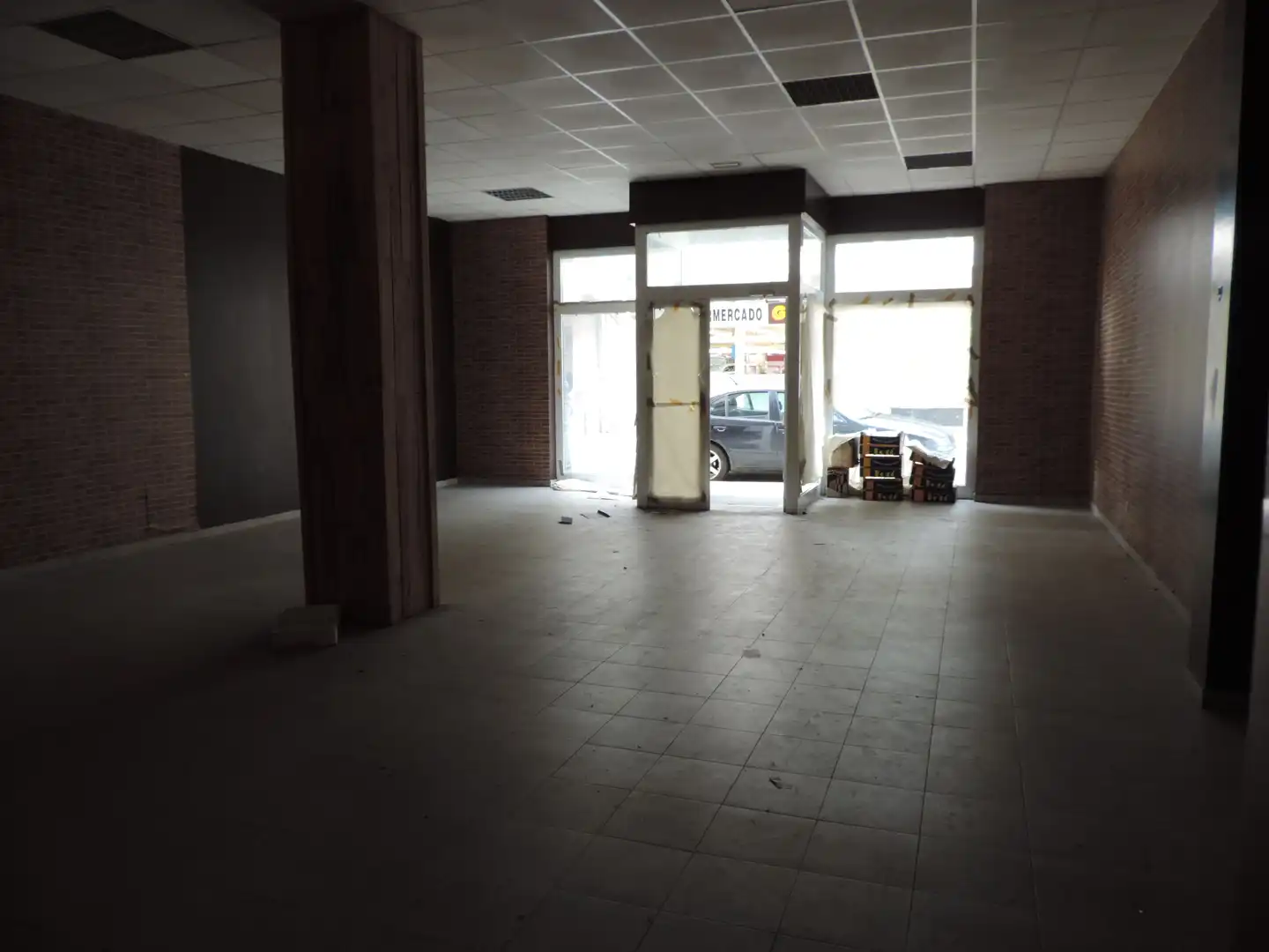 Locale commerciale in vendita a Melide, imagen 3