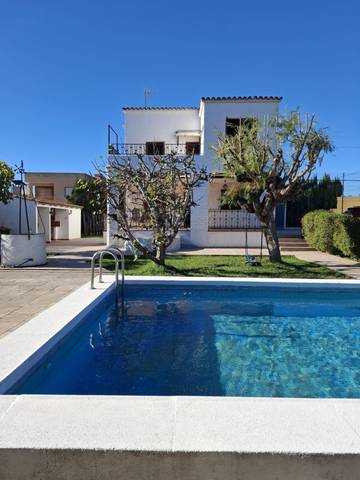 Casa-chalet en Venta en Estadio Castalia