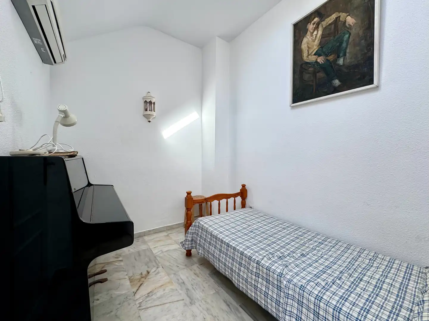 Bedroom of Detached homes for sale in Fuengirola  with Air Conditioner, Heating and Private garden