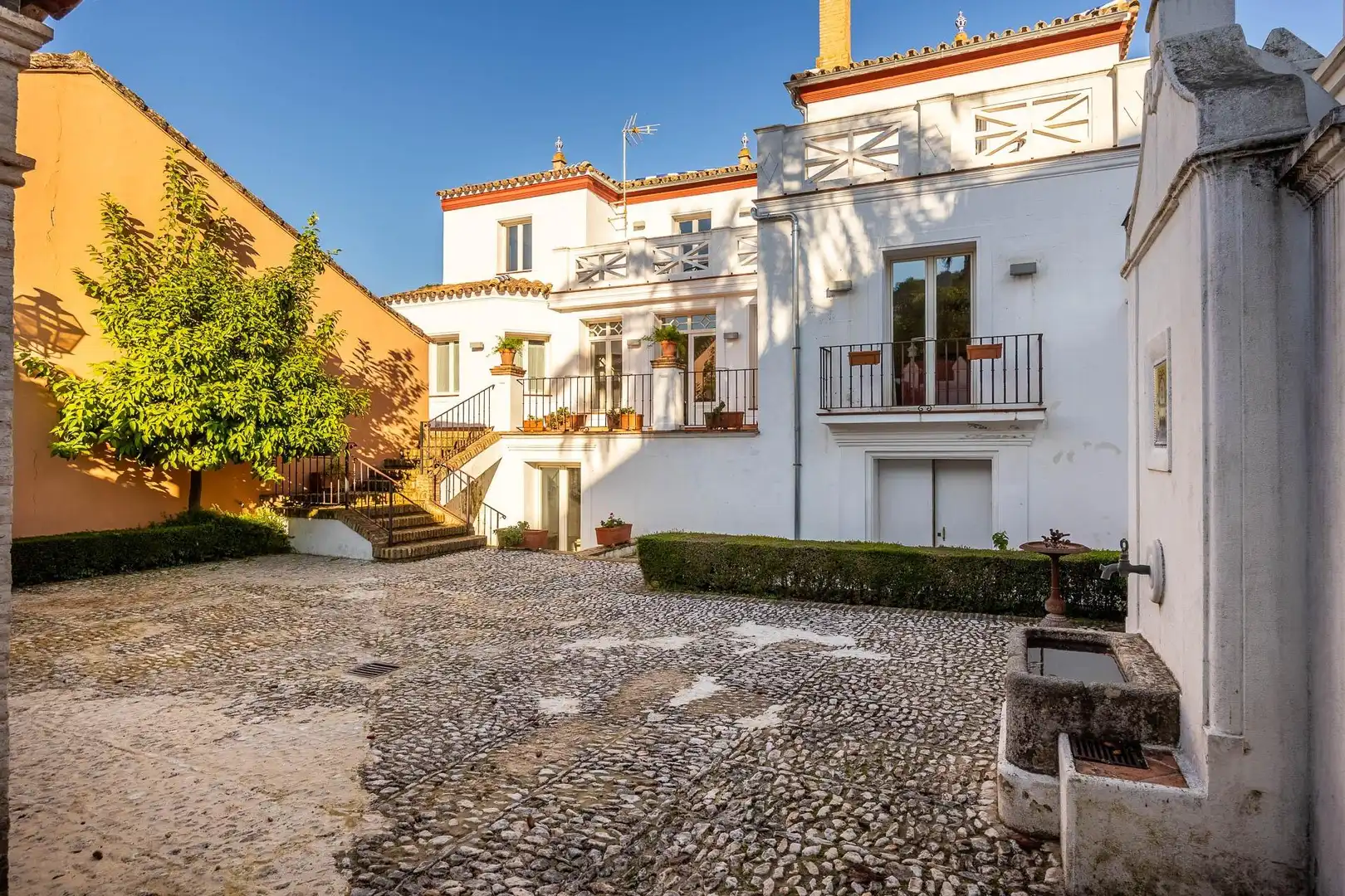 Vista exterior de Casa o chalet de alquiler en Aracena con Aire acondicionado, Jardín privado y Terraza