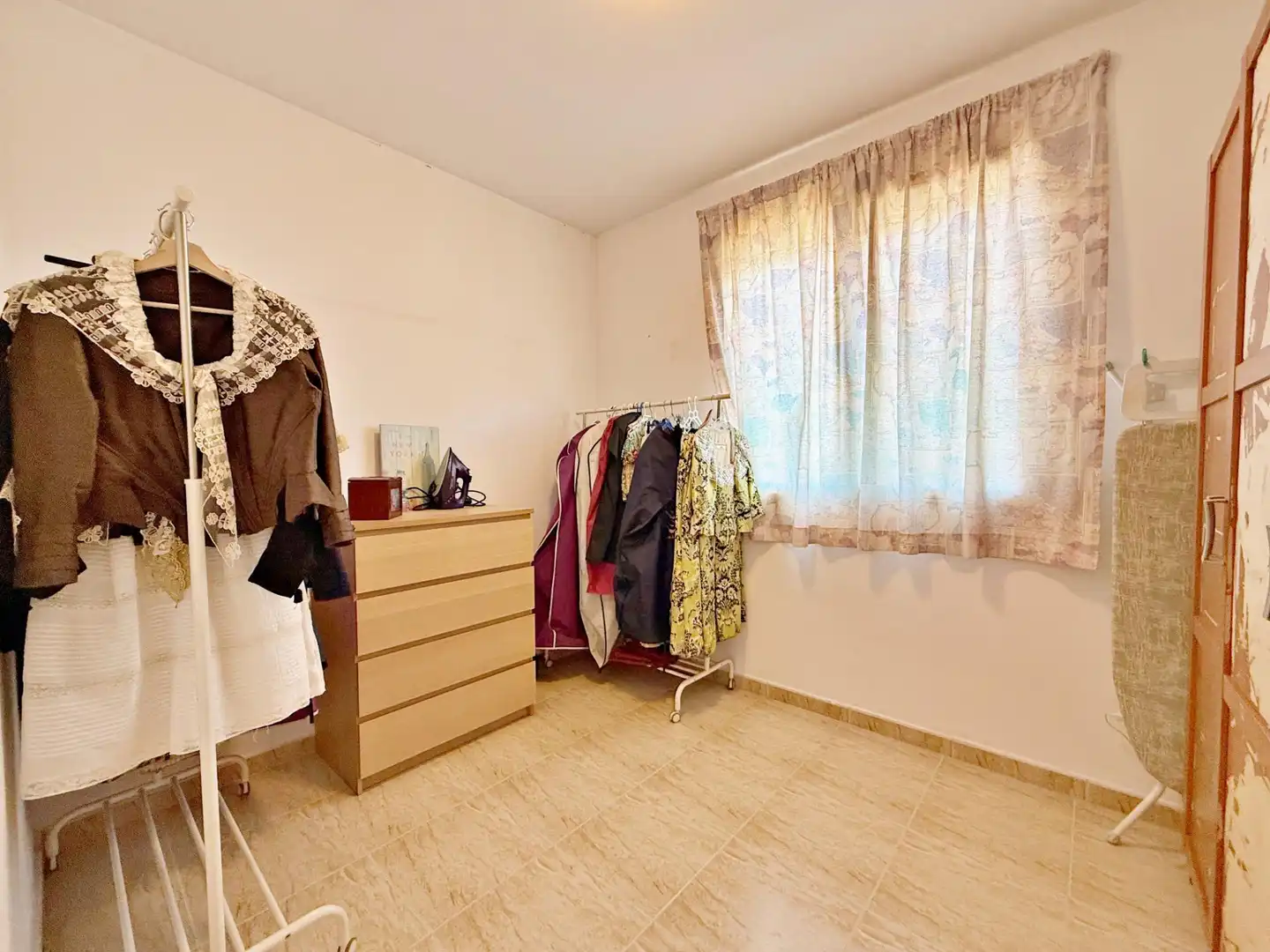 Dormitori de Casa o xalet en venda en Llíria amb Aire condicionat, Calefacció i Jardí privat