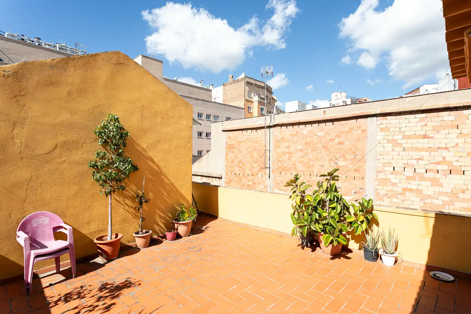 Terrasse von Wohnung zum Verkauf in Barcelona mit Klimaanlage, Heizung und Balkon